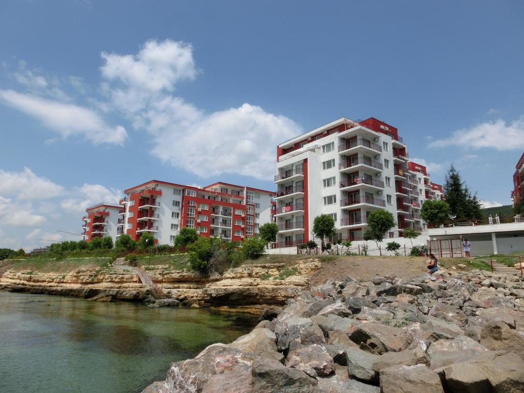 Panoramic Sea View Apartment Crown, Pools And Beach, Sveti Vlas Extérieur photo