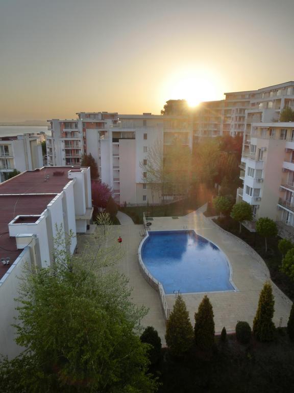 Panoramic Sea View Apartment Crown, Pools And Beach, Sveti Vlas Extérieur photo